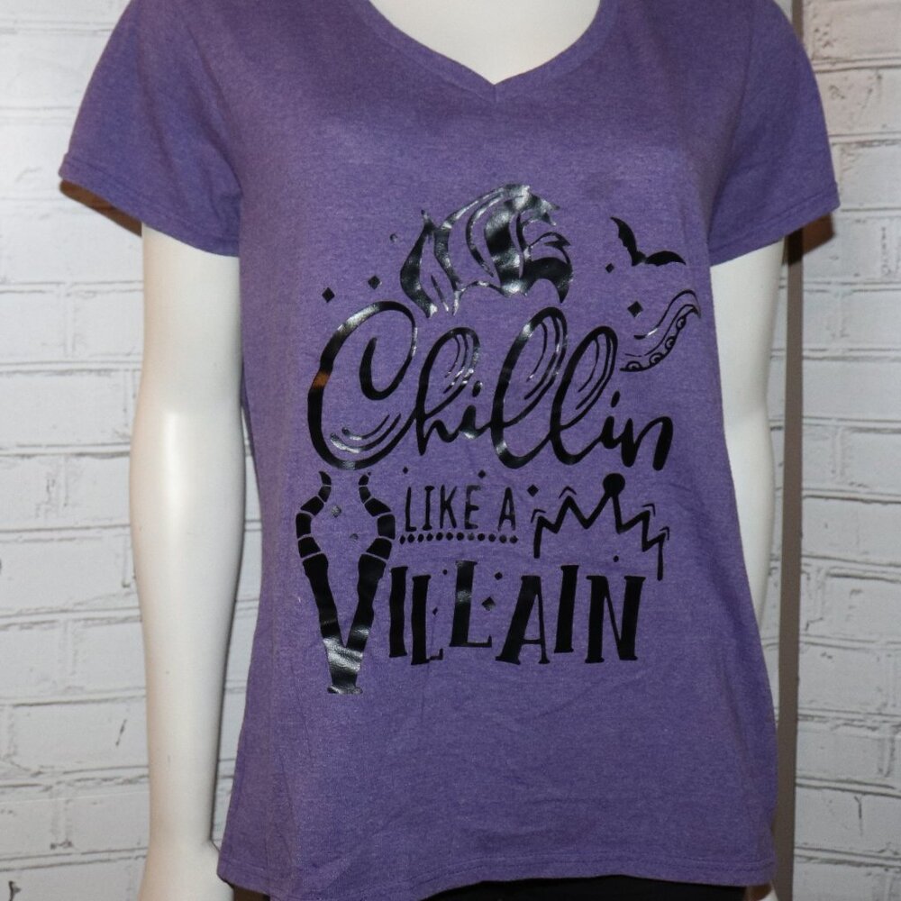 🕶️ Purple “Chillin Like a Villian” Tee – Custom L